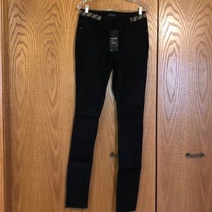 8x37 Alloy Black skinny jeans